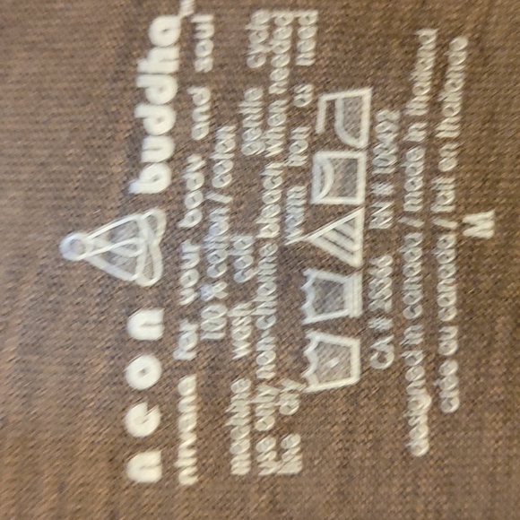 neon buddha top with button detail - Picture 3 of 8